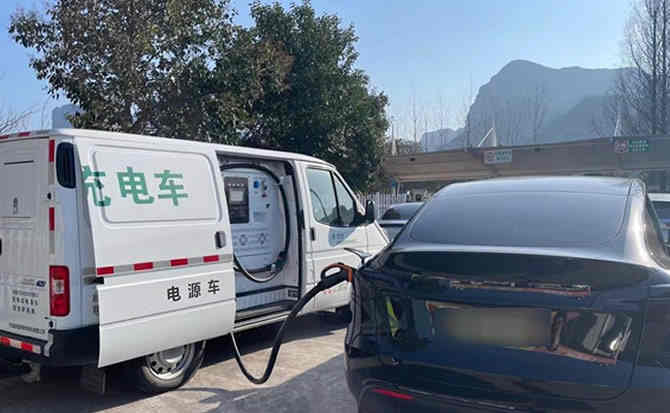 周口汽车搭电